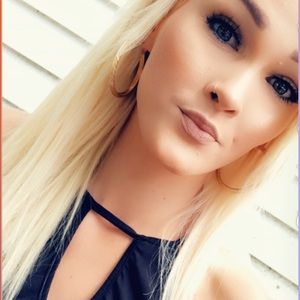 Meet your Posher, Jaclyn